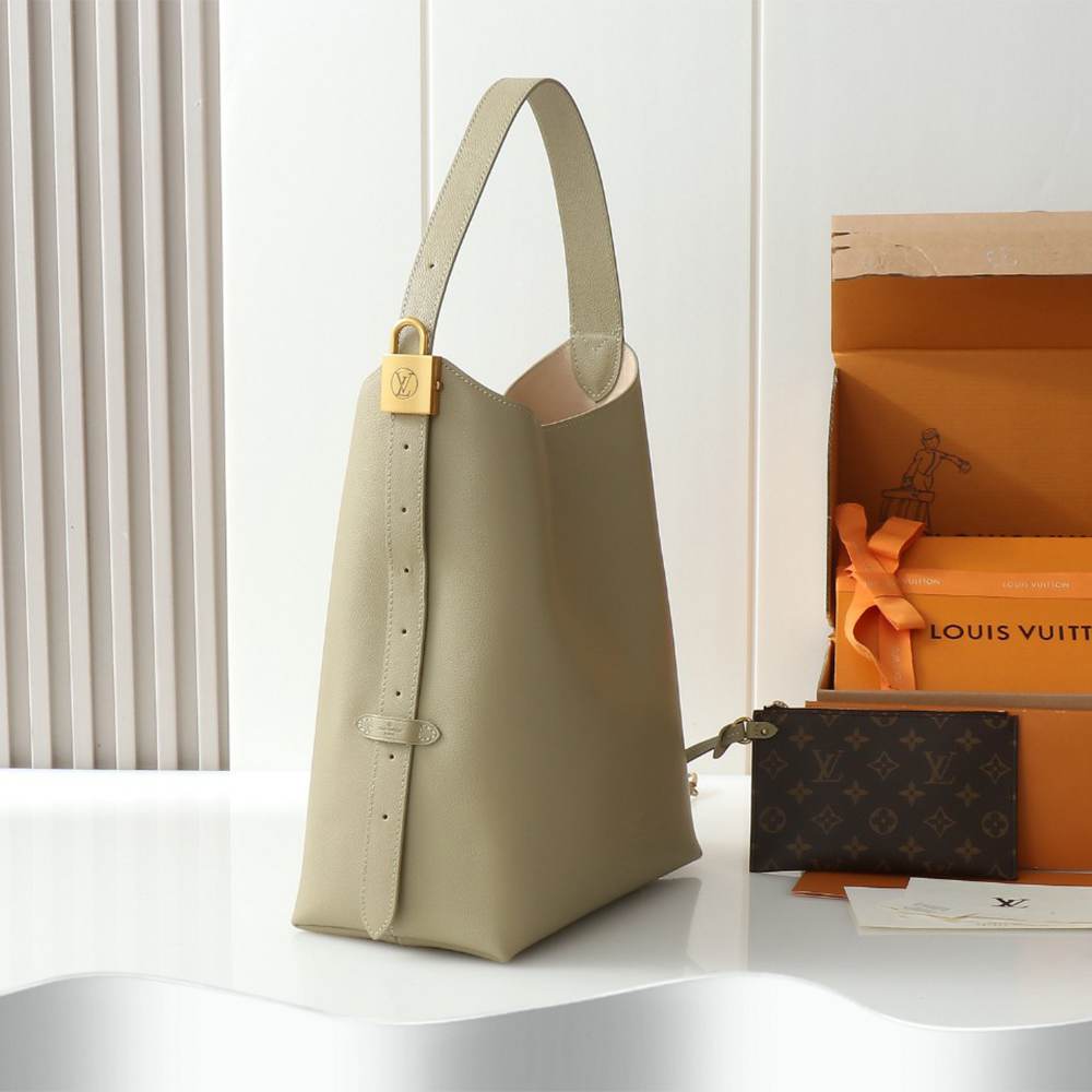 LV Low Key Hobo MM(HIGH-END GRADE)