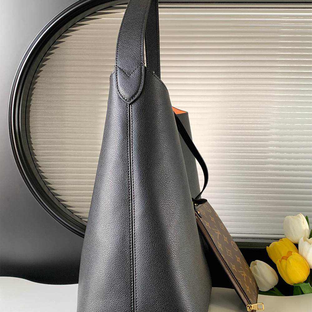 LV Low Key Hobo PM