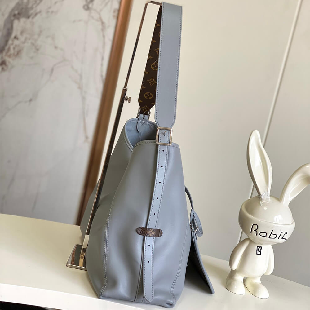LV Carryall Vibe MM