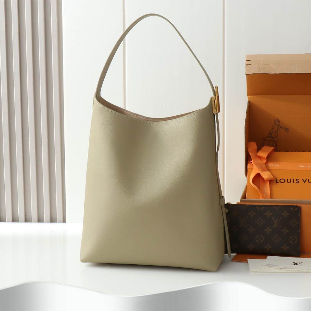 LV Low Key Hobo MM(HIGH-END GRADE)