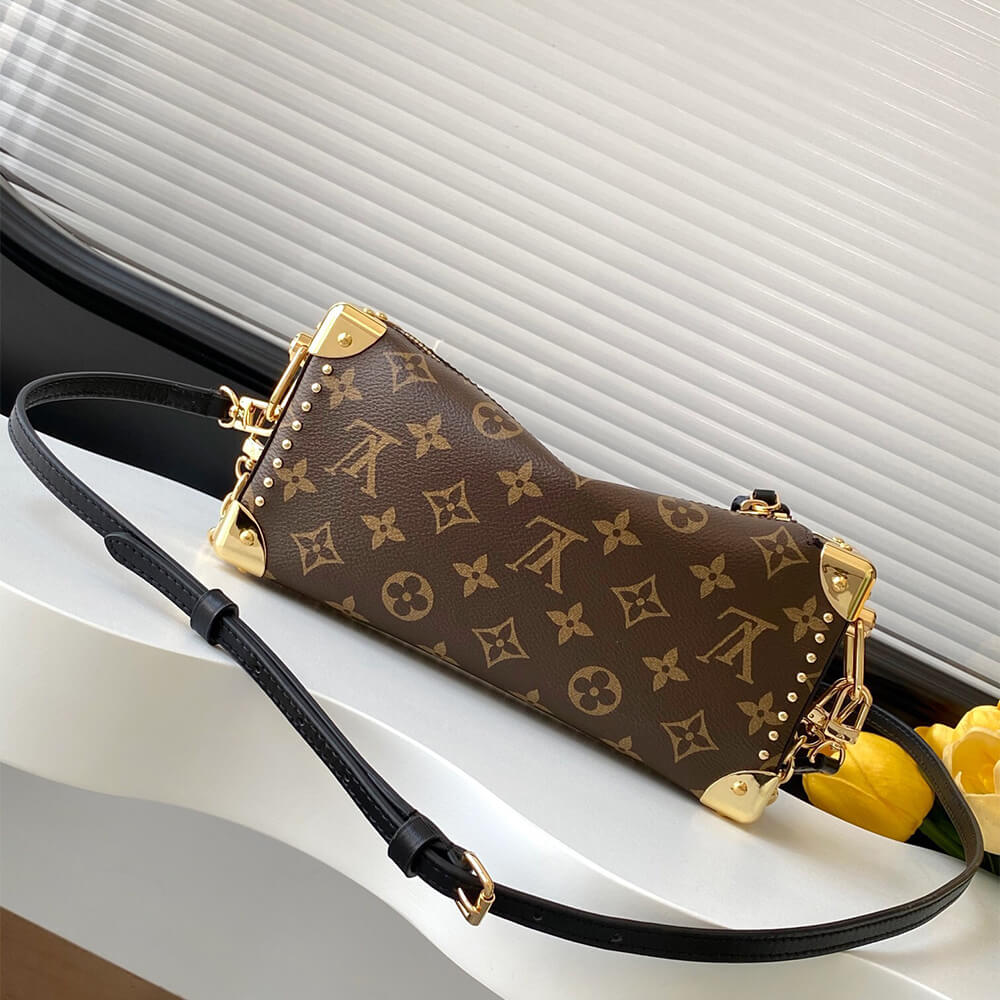 LV Slim Trunk