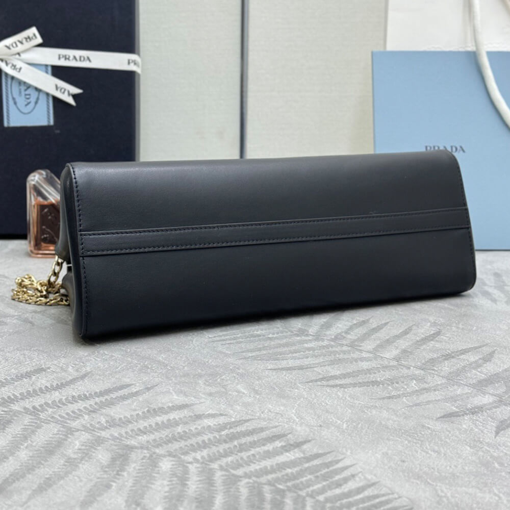 Pra*a Enchaine medium leather bag(HIGH-END GRADE)