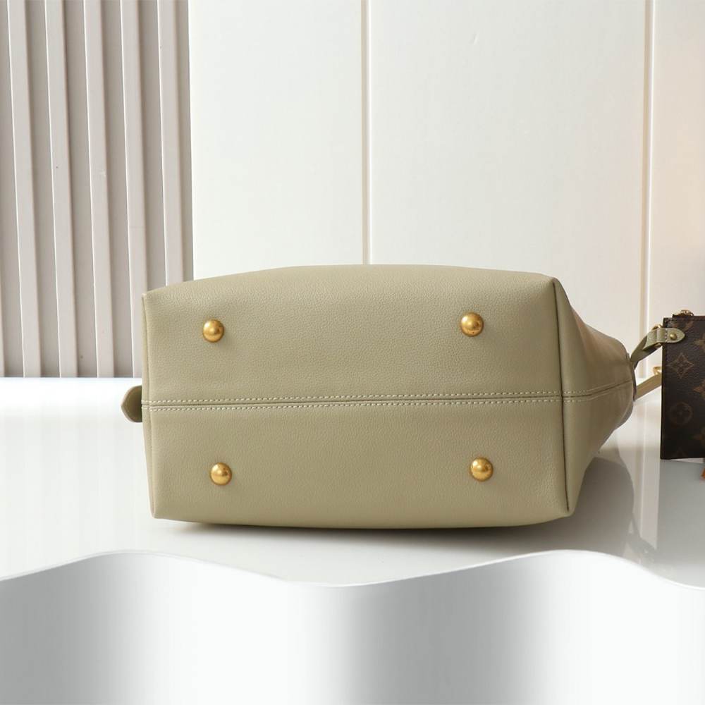 LV Low Key Hobo MM(HIGH-END GRADE)