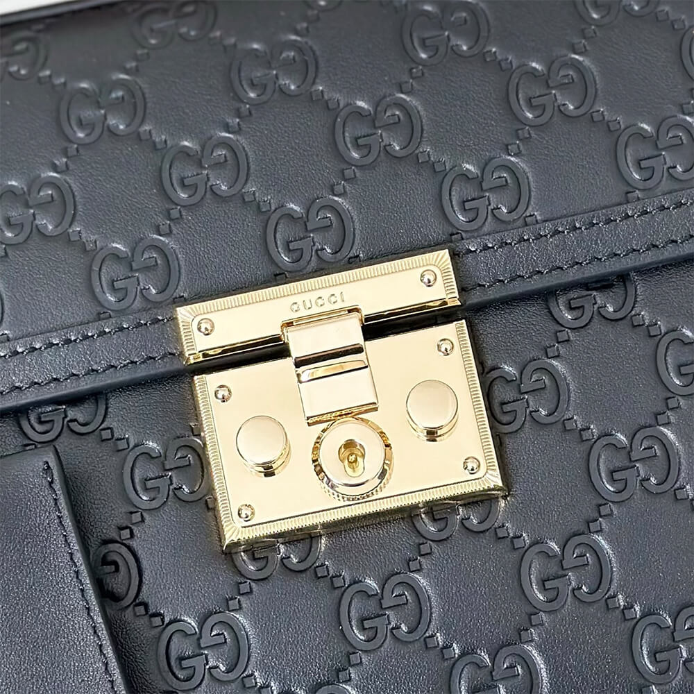 Gvc*1 Padlock medium top handle bag