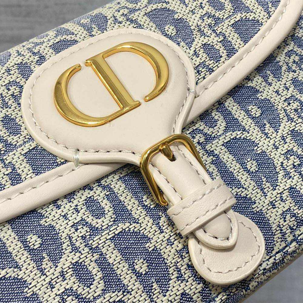D10r Bobby East-West Bag