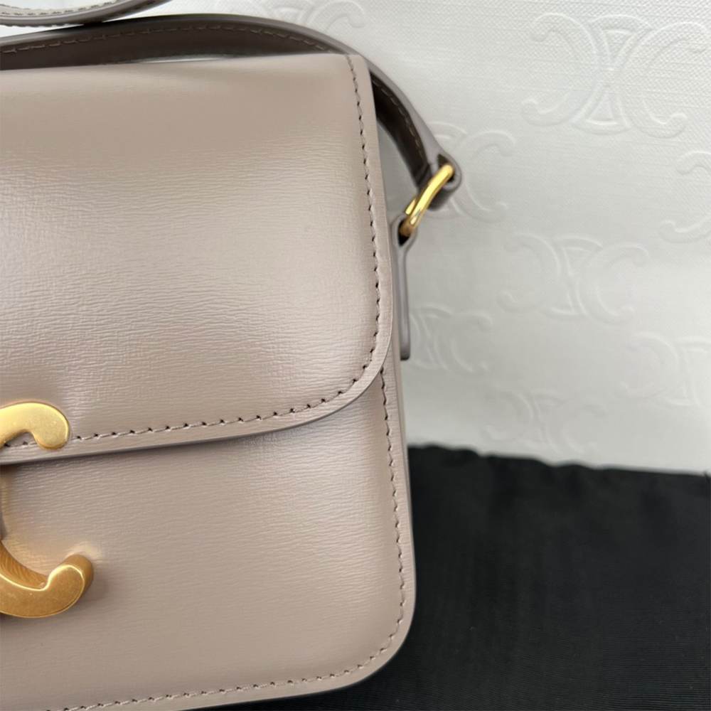 Ce1i*e TEEN TRIOMPHE BAG IN shiny calfskin(HIGH-END GRADE)