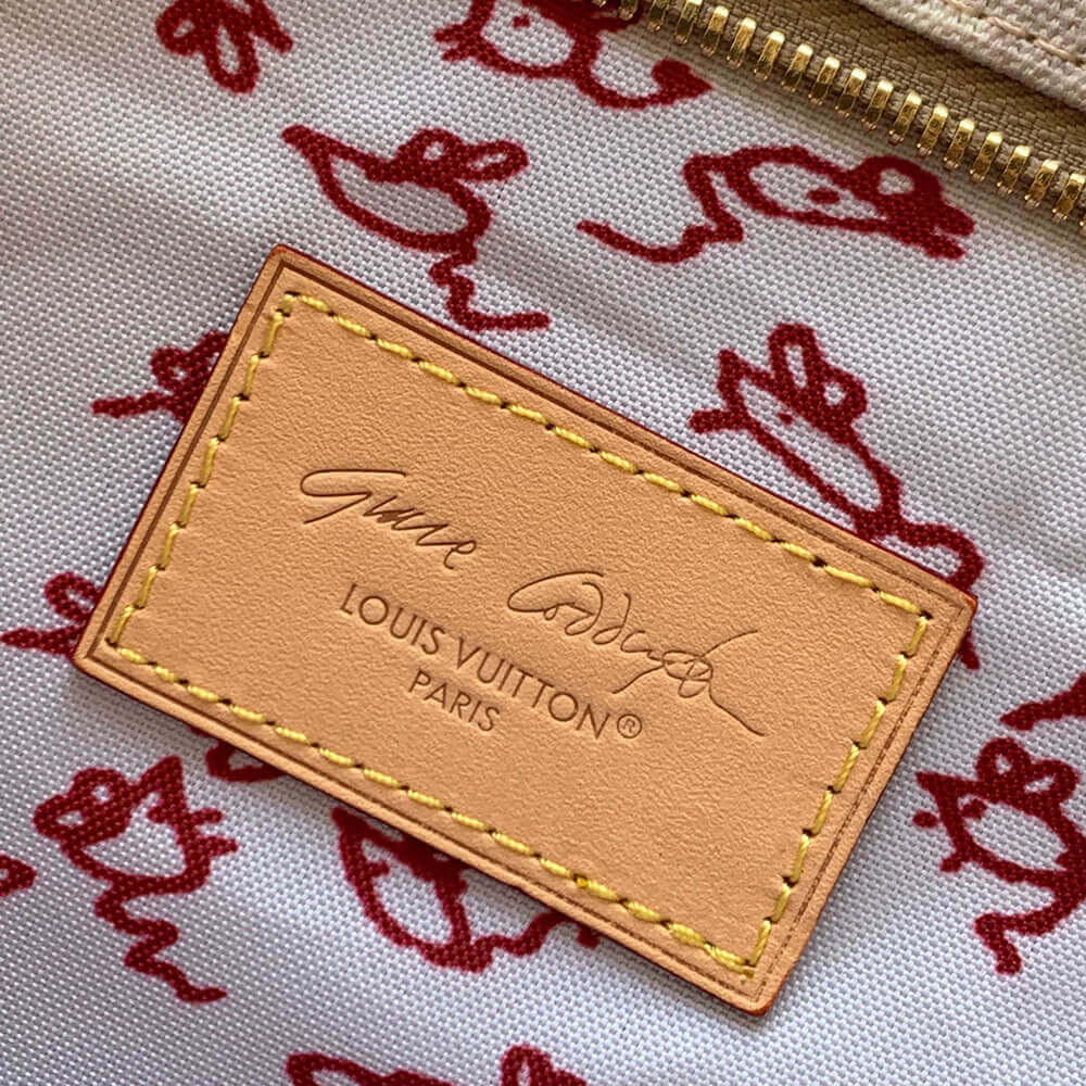 LV Carry It
