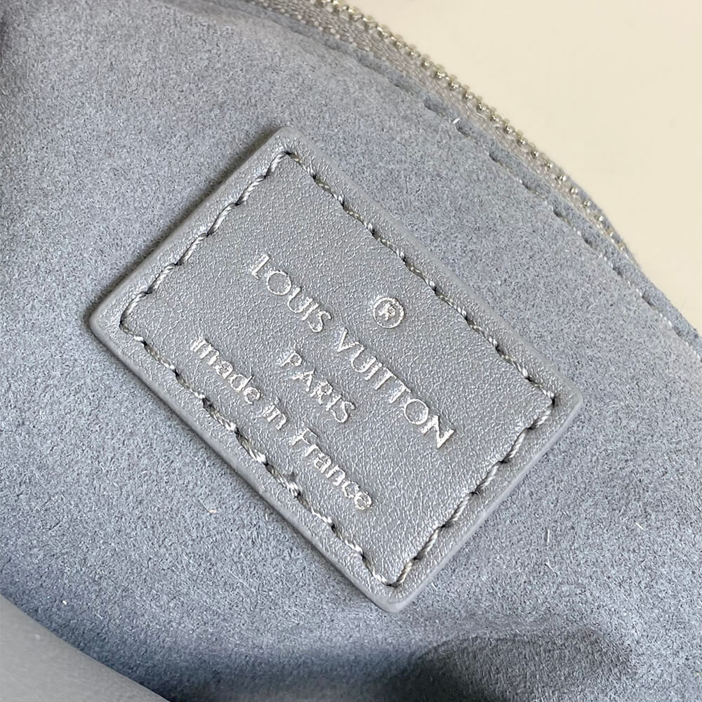 LV Carryall Vibe MM