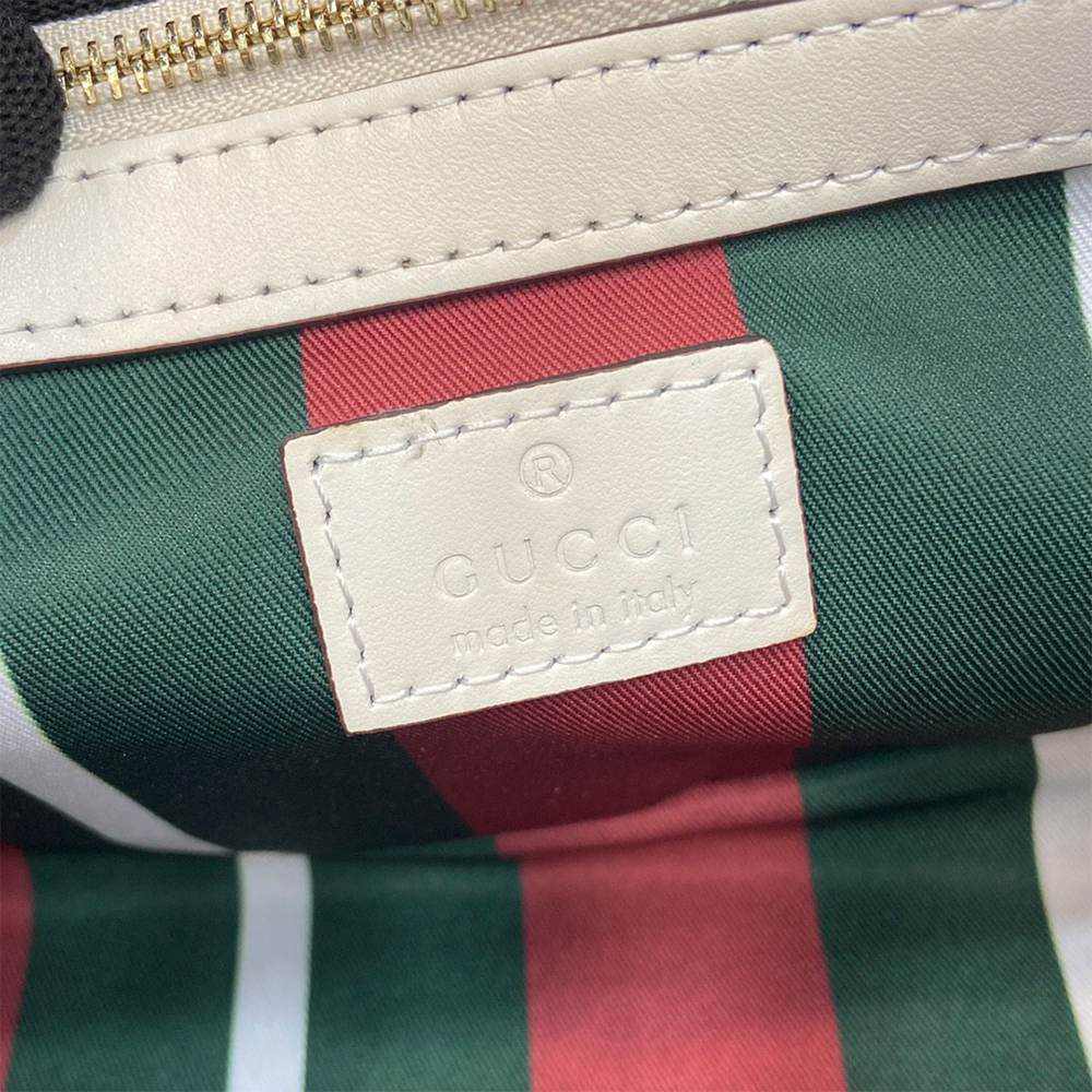 GG Emblem medium bucket bag