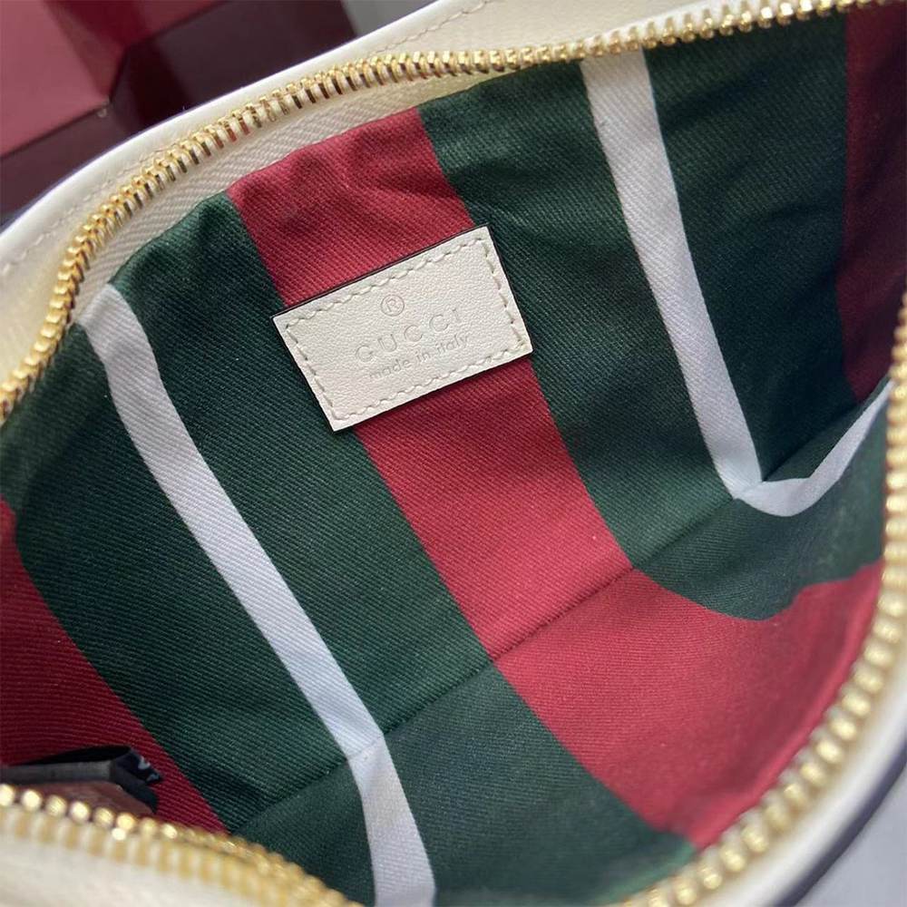 GG Emblem small shoulder bag