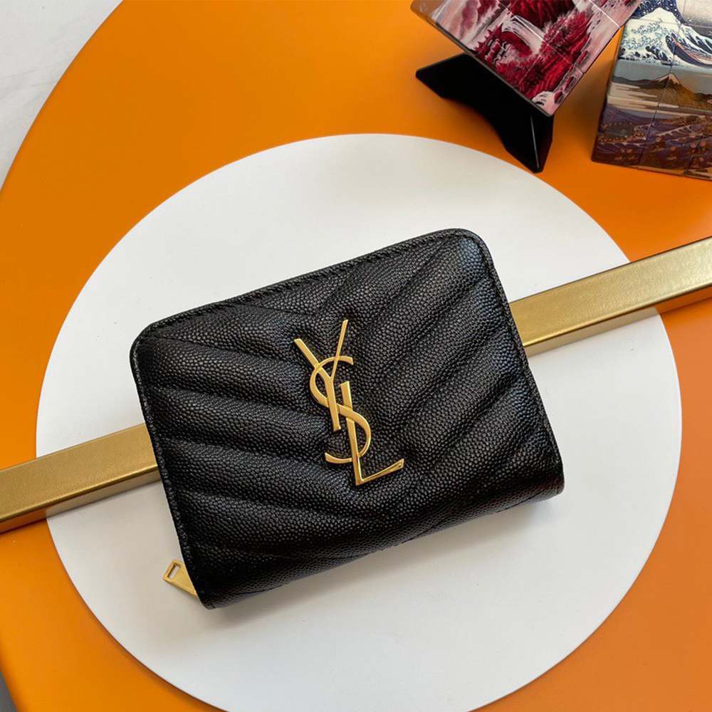 Y51 CASSANDRE MATELASSÉ compact zip around wallet in grain de poudre leather