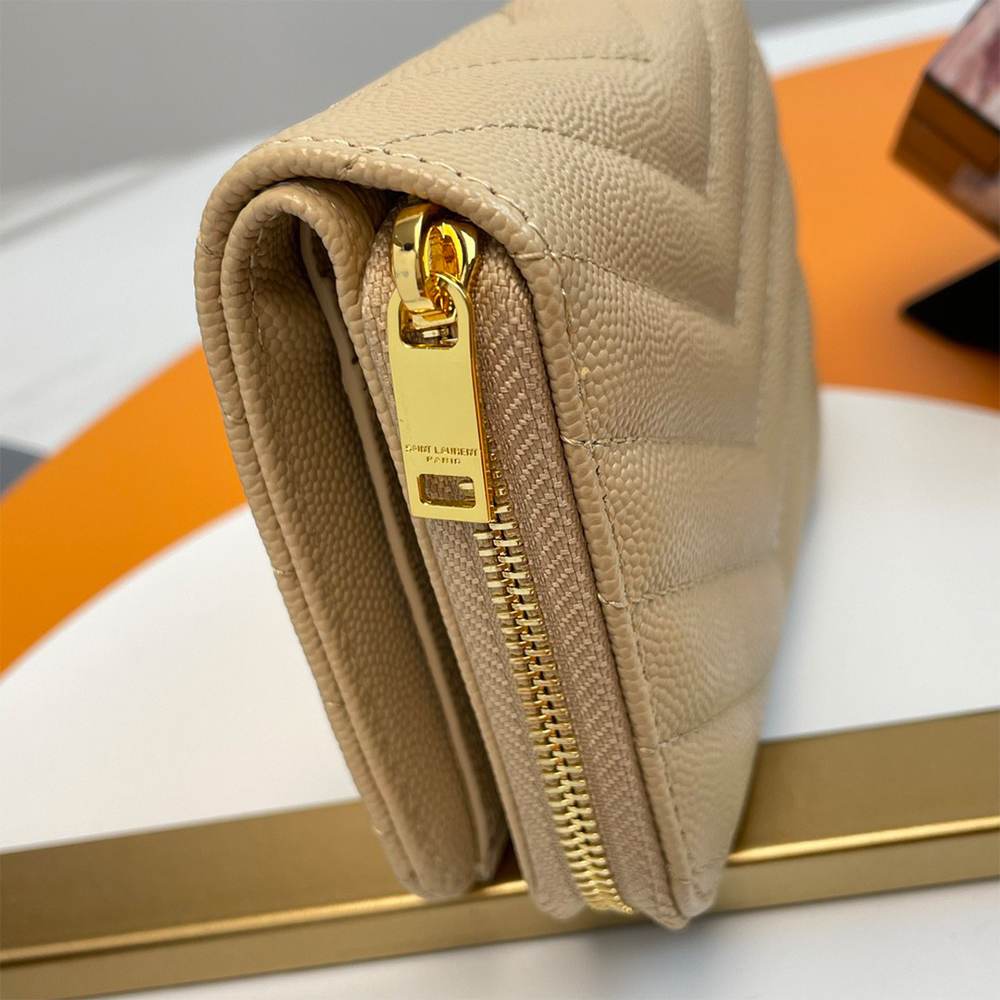 Y51 CASSANDRE MATELASSÉ compact zip around wallet in grain de poudre leather