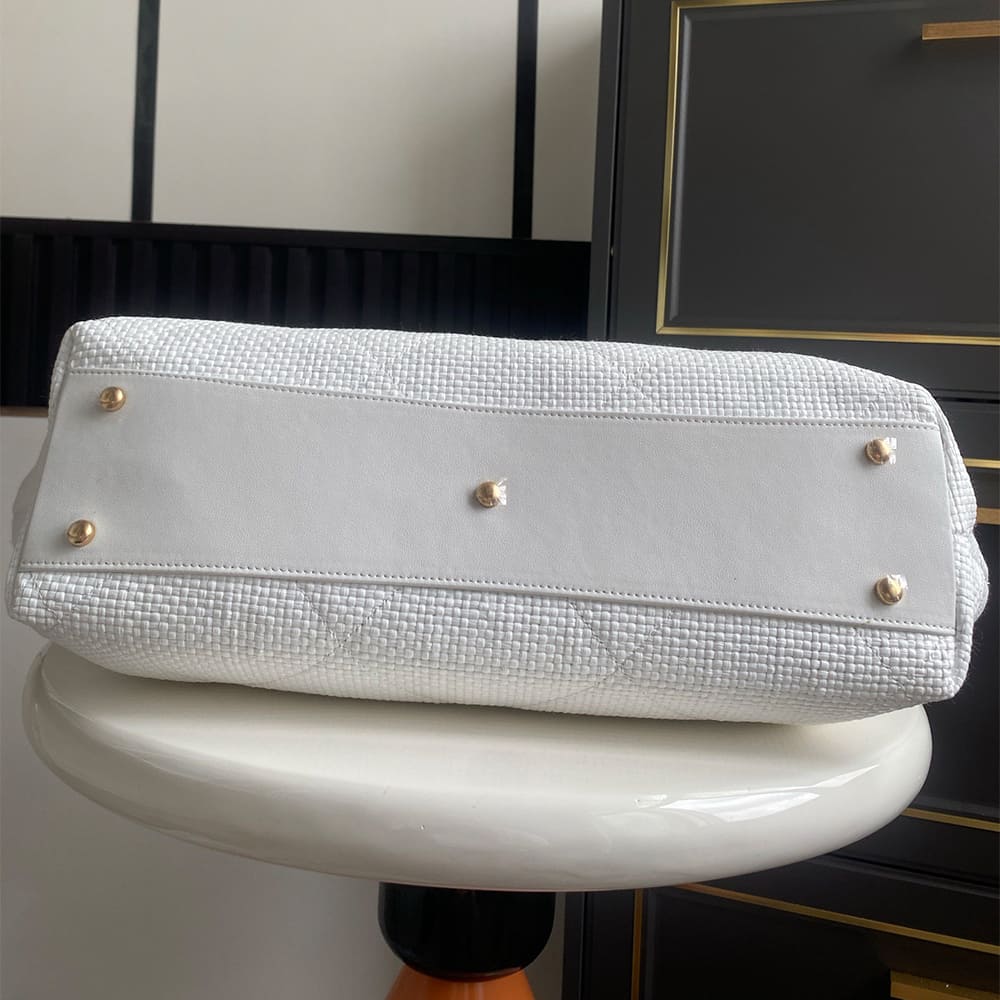 Ch**el MAXI SHOPPING BAG(HIGH-END GRADE)