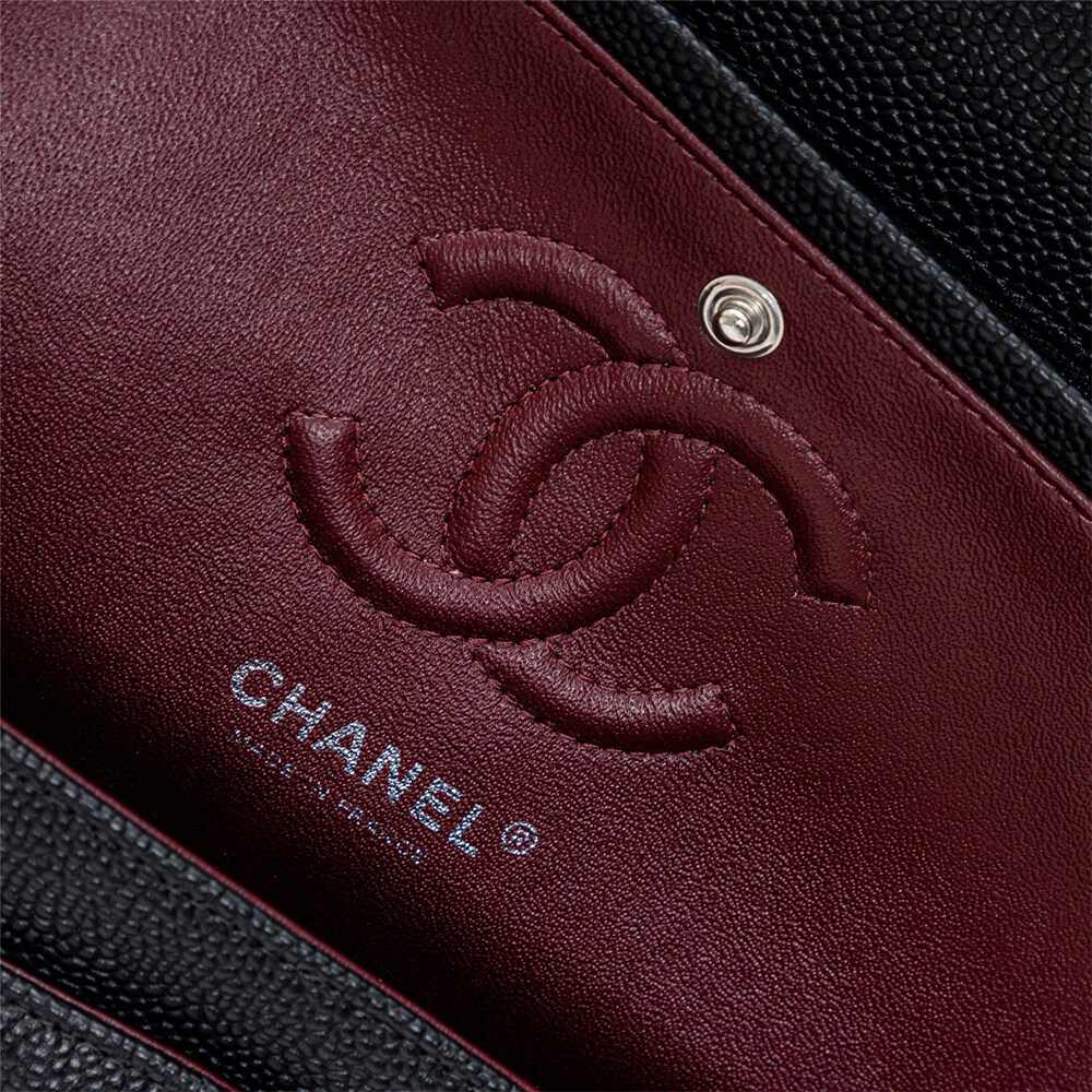 Ch**el SMALL CLASSIC HANDBAG(TAX-FREE Grade)
