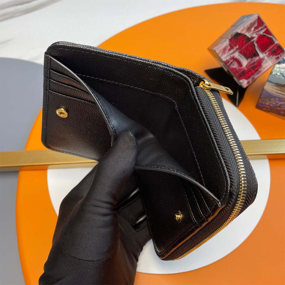 Y51 CASSANDRE MATELASSÉ compact zip around wallet in grain de poudre leather