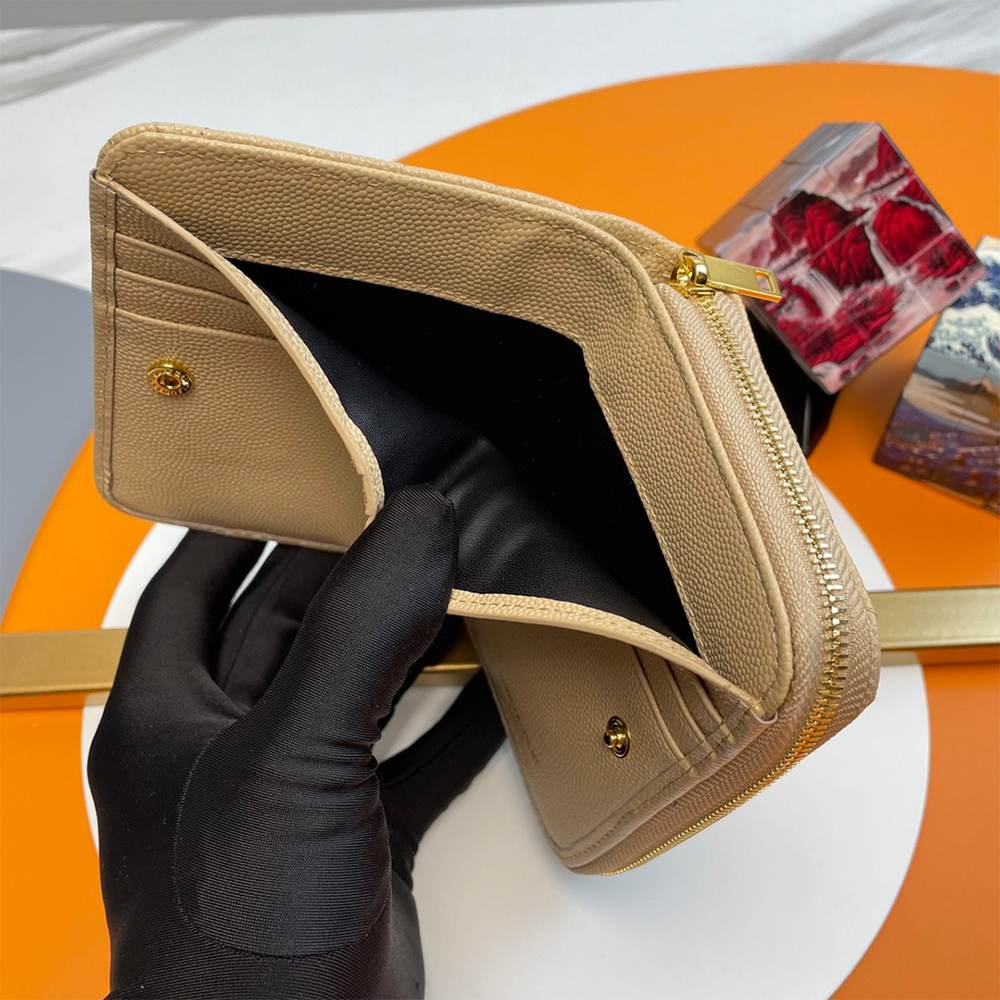Y51 CASSANDRE MATELASSÉ compact zip around wallet in grain de poudre leather