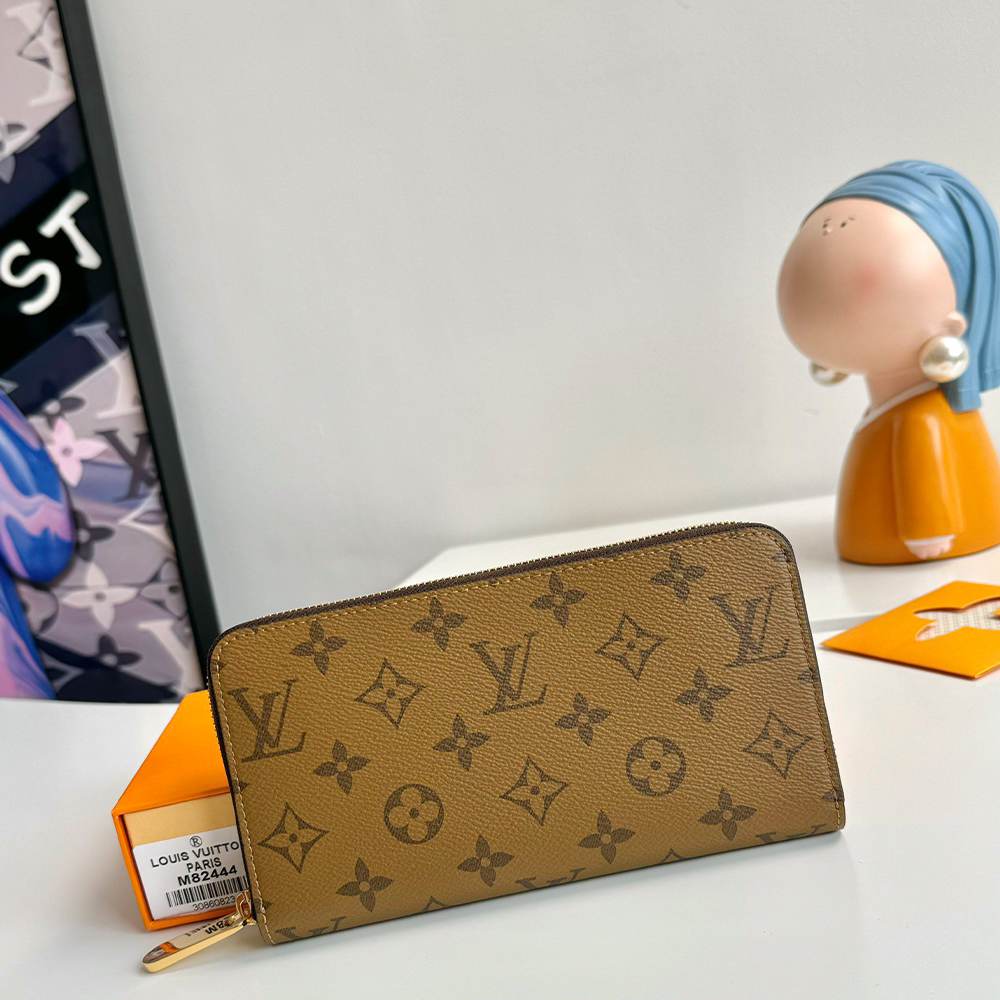 LV Zippy Wallet