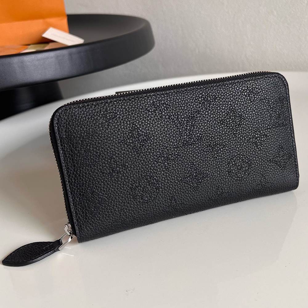 LV Zippy Wallet