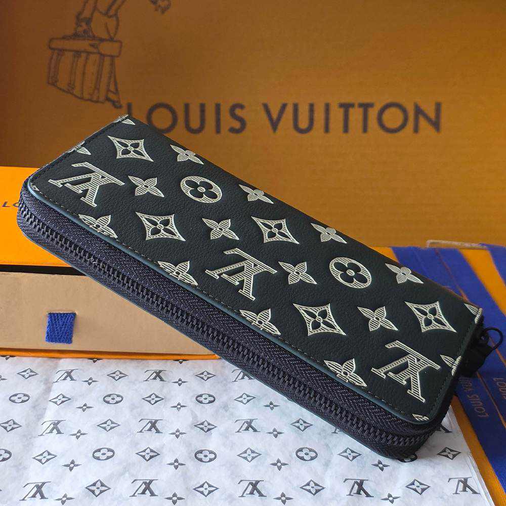 LV Zippy Wallet Horizontal
