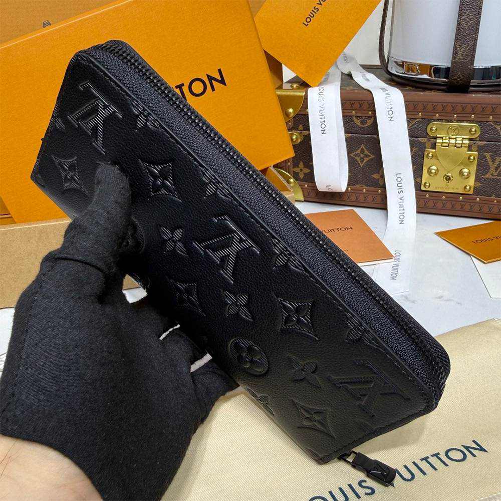 LV Zippy Wallet Horizontal