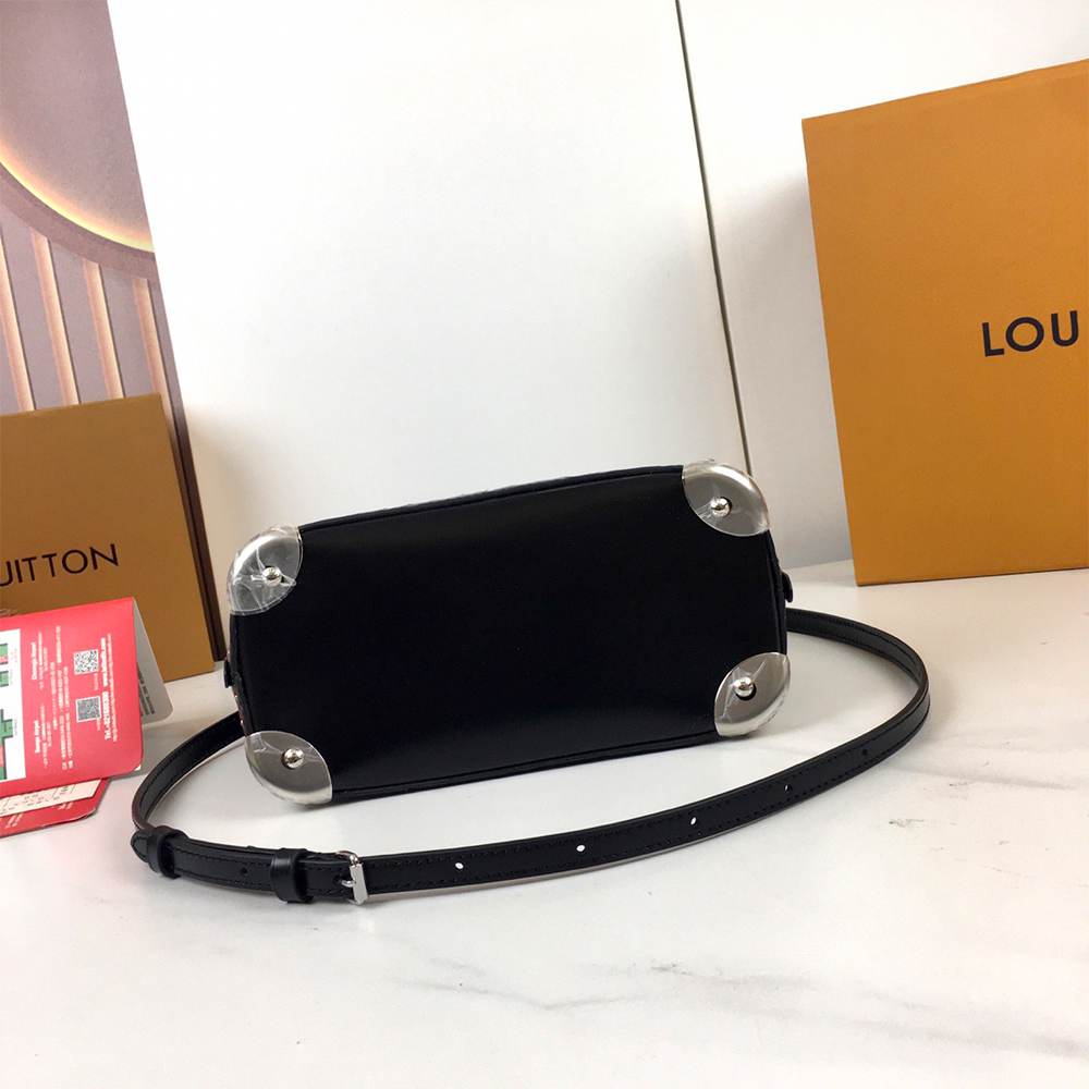 LV Alma Trunk BB