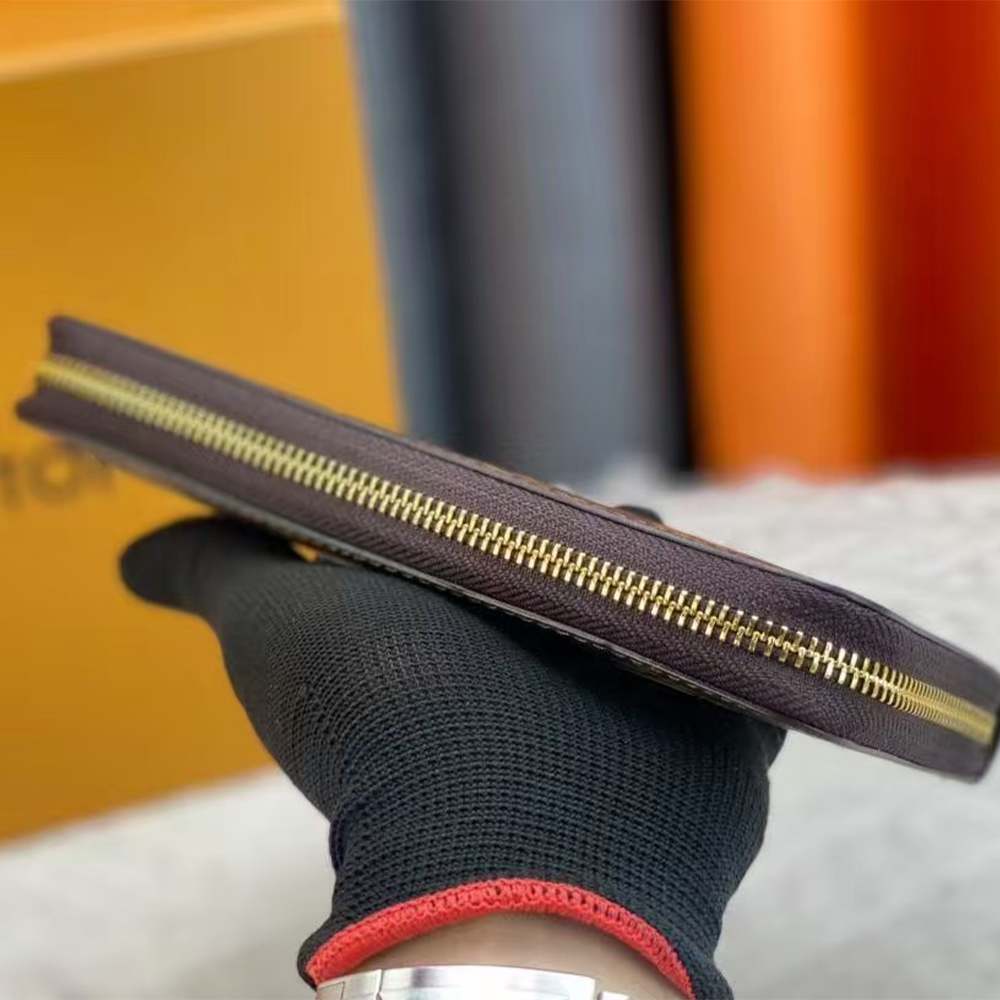 LV Zippy Wallet(HIGH-END GRADE)