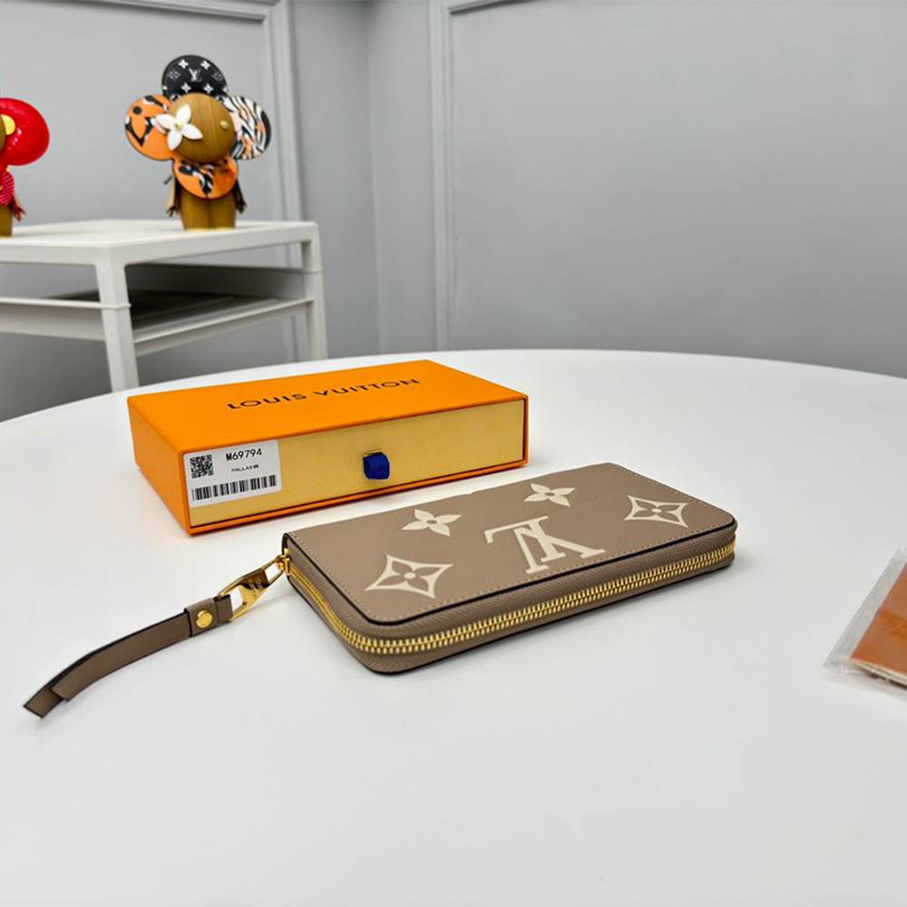 LV Zippy Wallet