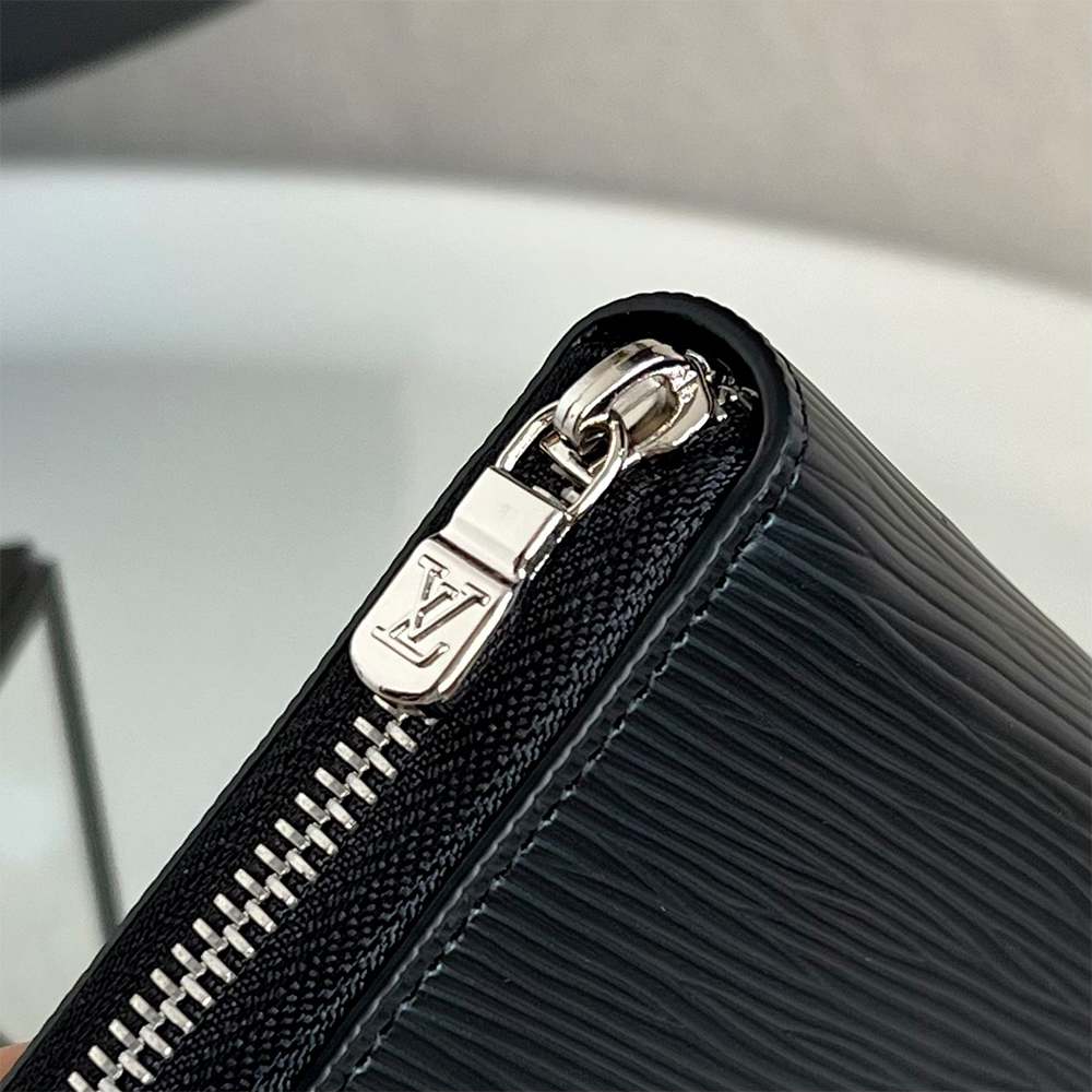 LV Zippy Wallet