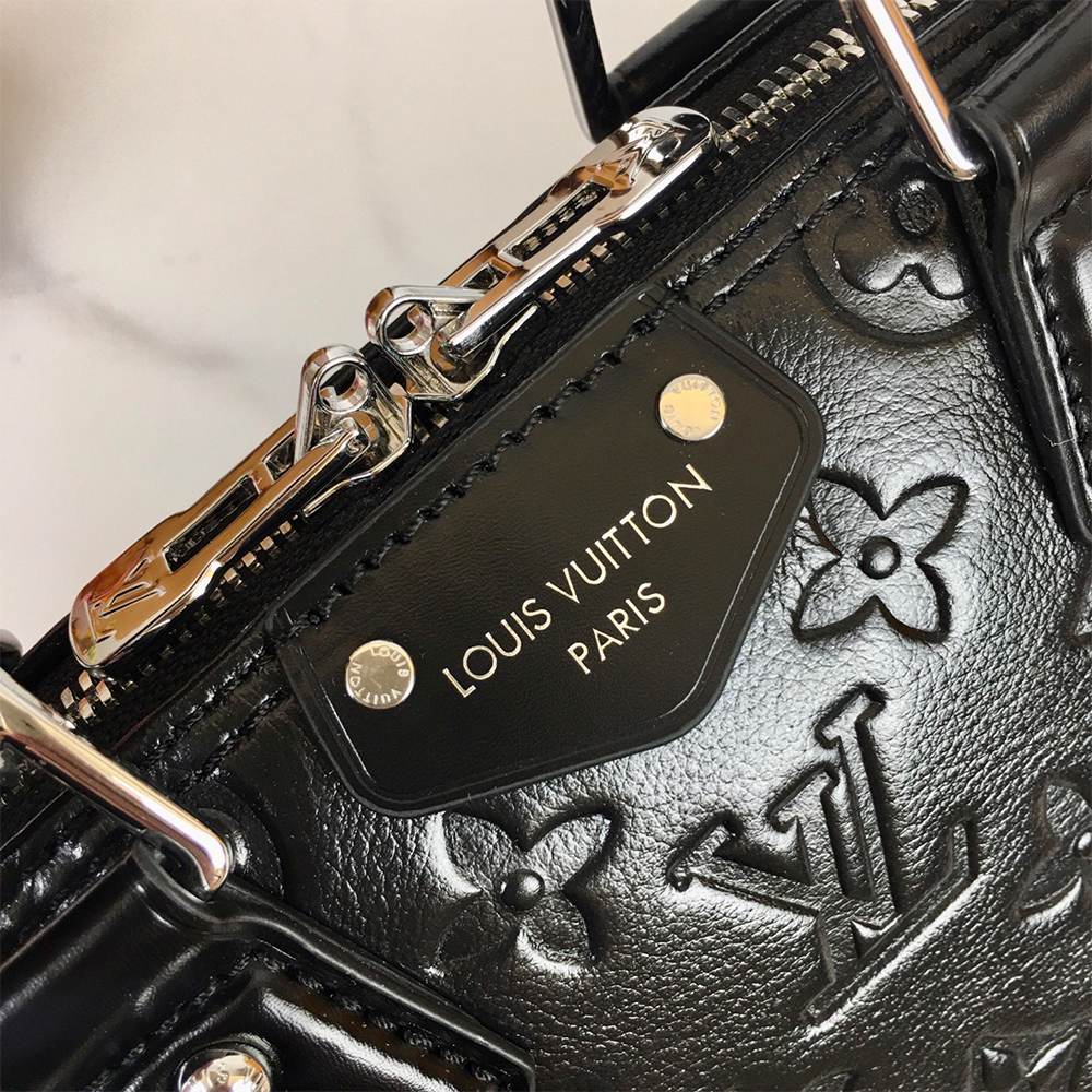 LV Alma Trunk BB