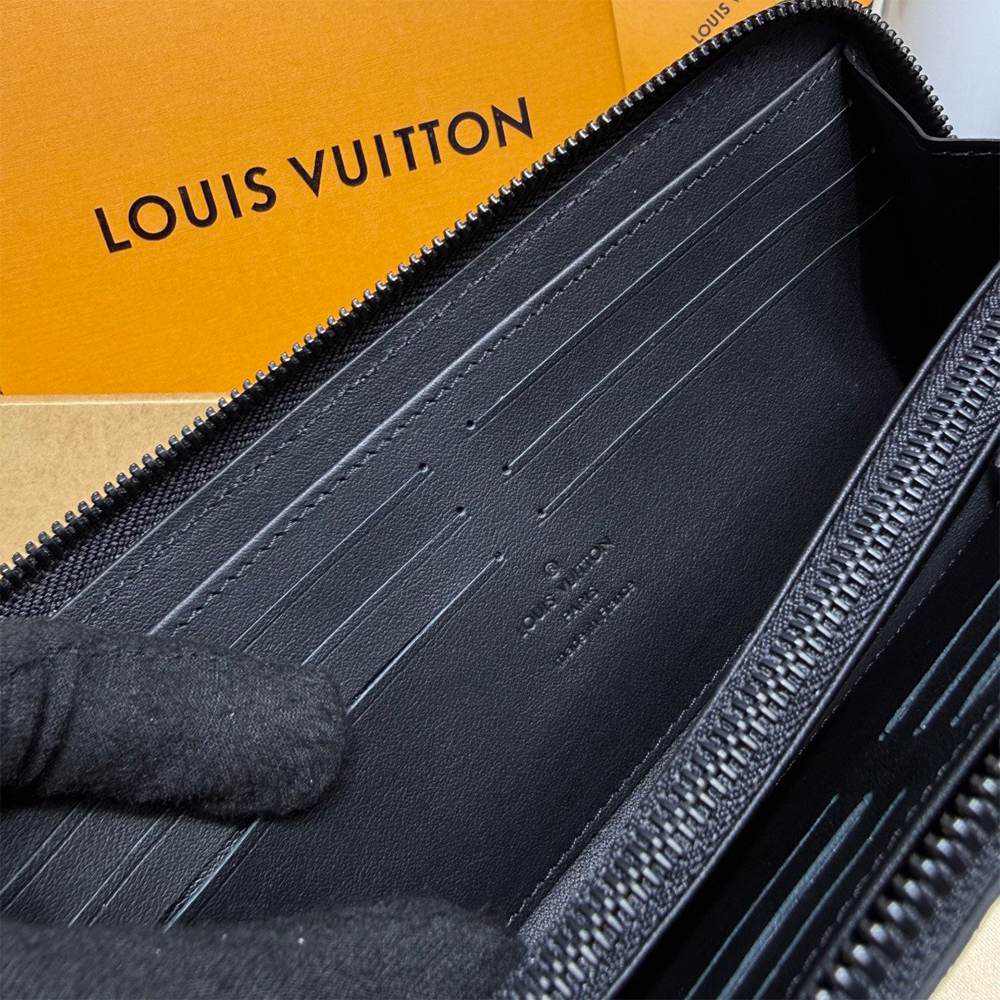 LV Zippy Wallet Horizontal