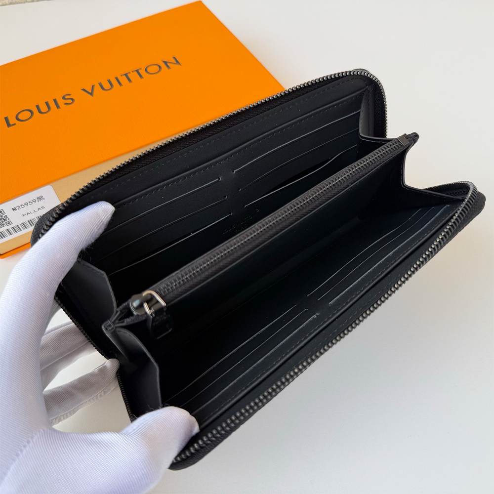 LV Zippy Wallet Horizontal