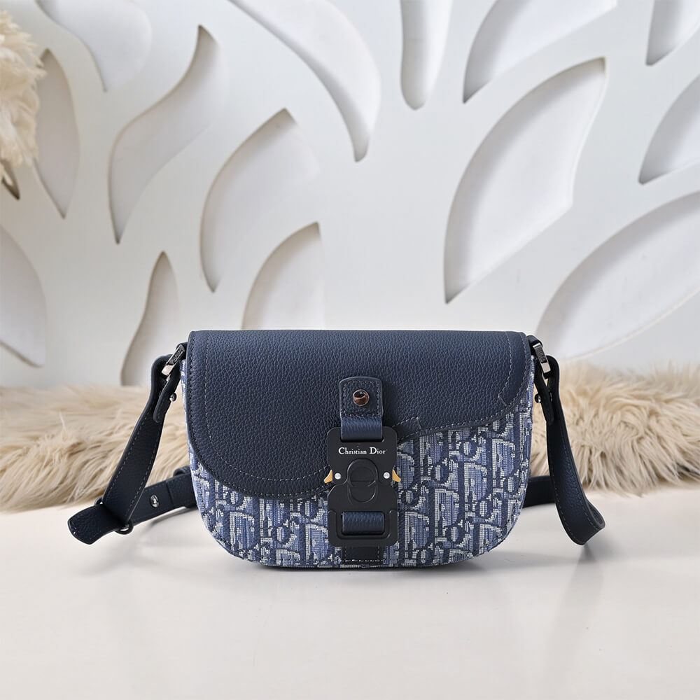D10r Mini Saddle Messenger Bag with Flap