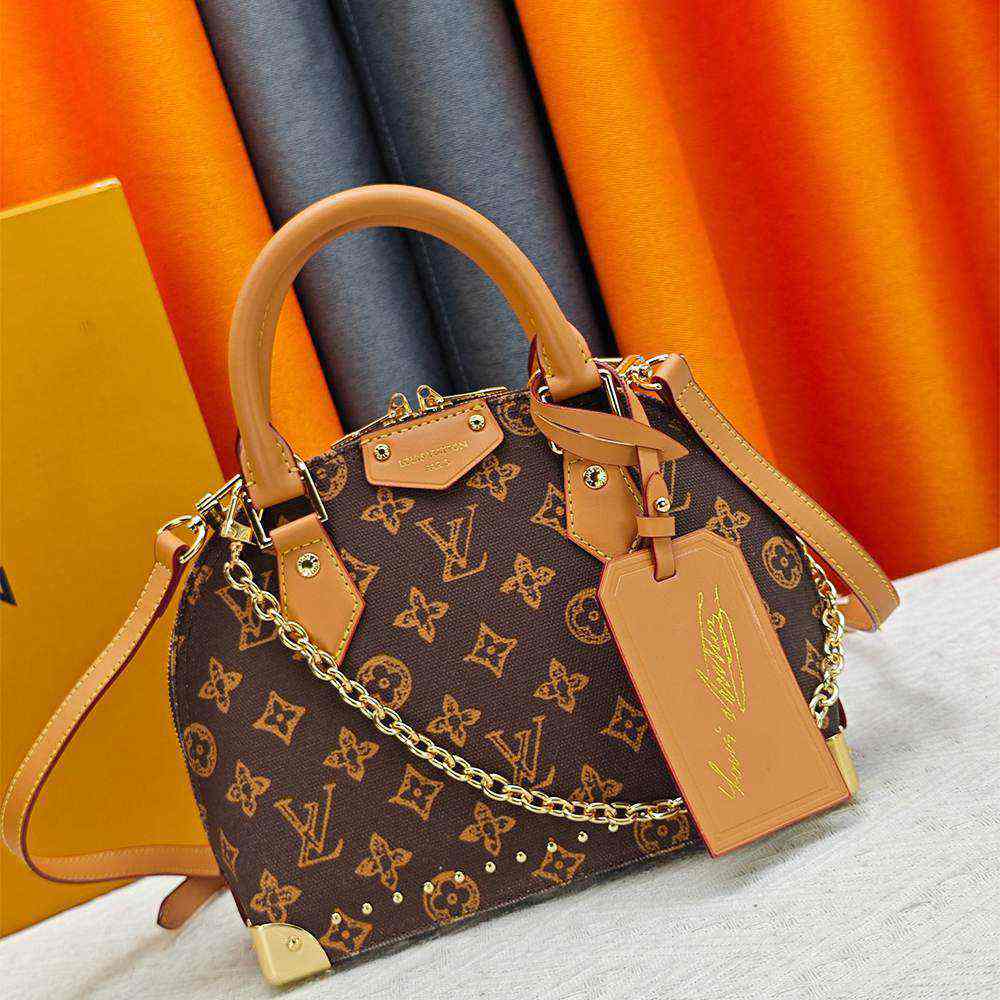 LV Alma Trunk BB