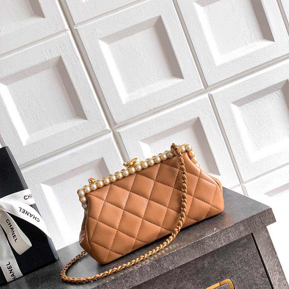Ch**el Clutch(HIGH-END GRADE)