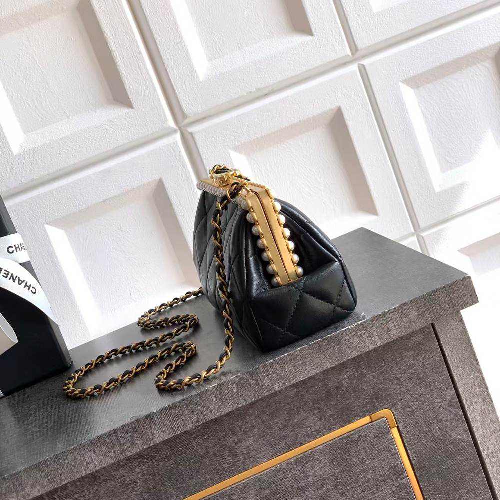 Ch**el Clutch(HIGH-END GRADE)
