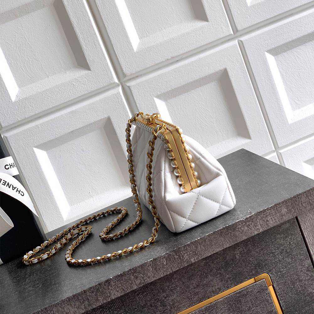 Ch**el Clutch(HIGH-END GRADE)