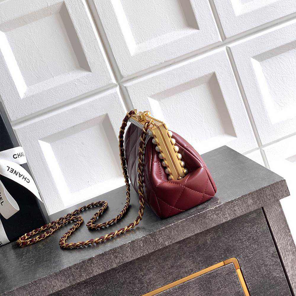 Ch**el Clutch(HIGH-END GRADE)