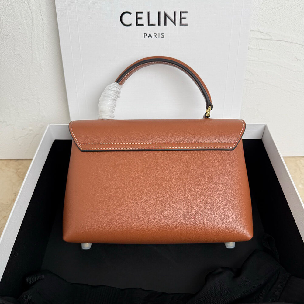 Ce1i*e TEEN NINO BAG IN S*pPLE GRAINED CALFSKIN(HIGH-END GRADE)