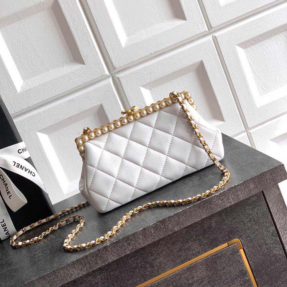 Ch**el Clutch(HIGH-END GRADE)