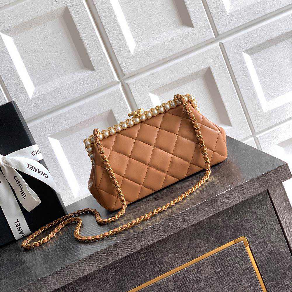 Ch**el Clutch(HIGH-END GRADE)
