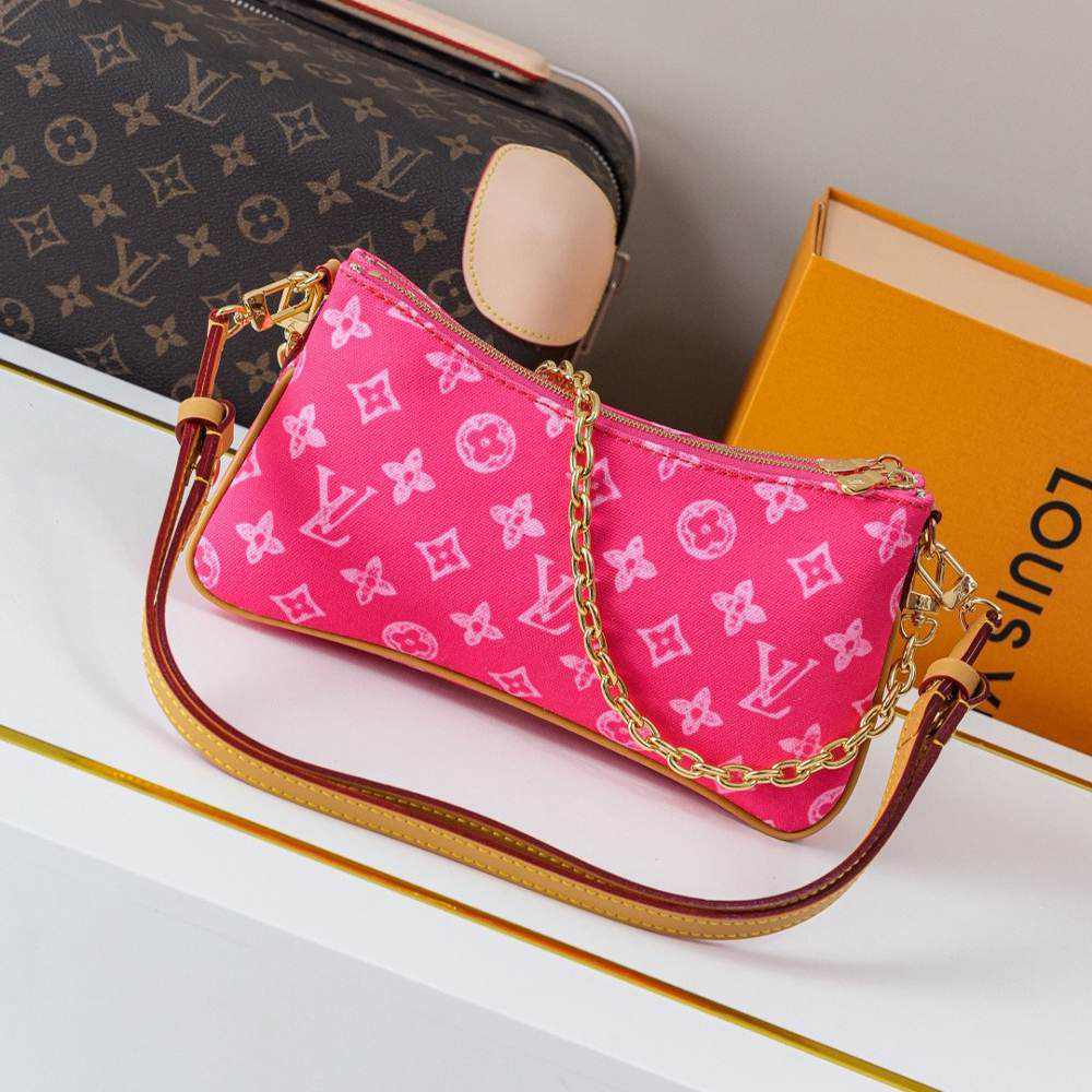 LV Pochette Liv