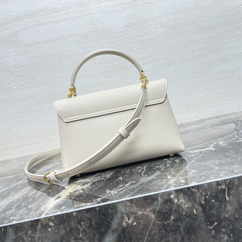 Ce1i*e TEEN NINO BAG IN SMOOTH SATINATED CALFSKIN(HIGH-END GRADE)