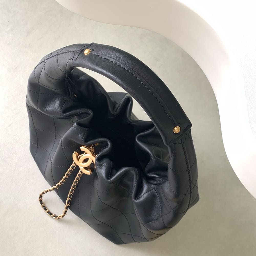 Ch**el HOBO HANDBAG(HIGH-END GRADE)