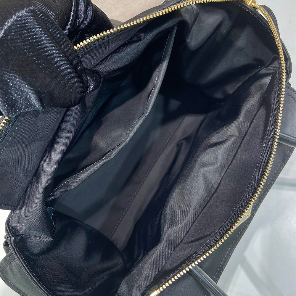 Pra*a Explore medium Re-Nylon and leather tote bag(HIGH-END GRADE)
