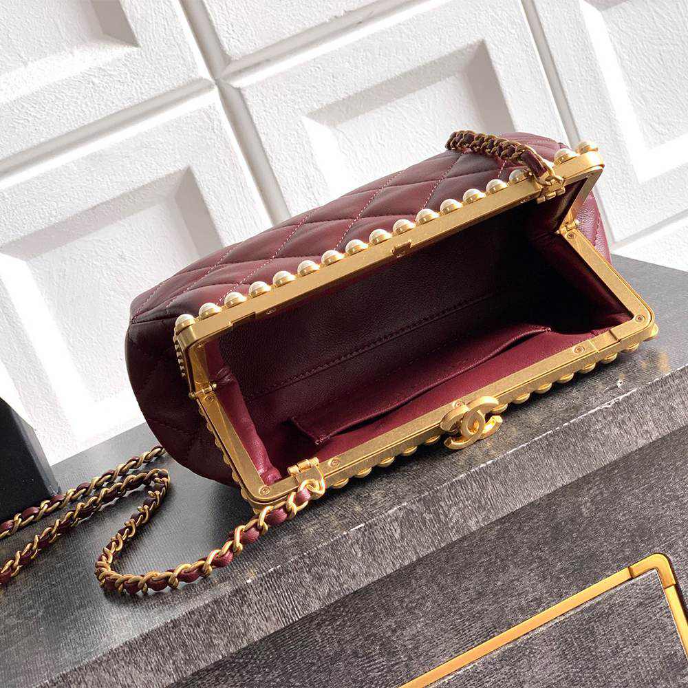 Ch**el Clutch(HIGH-END GRADE)