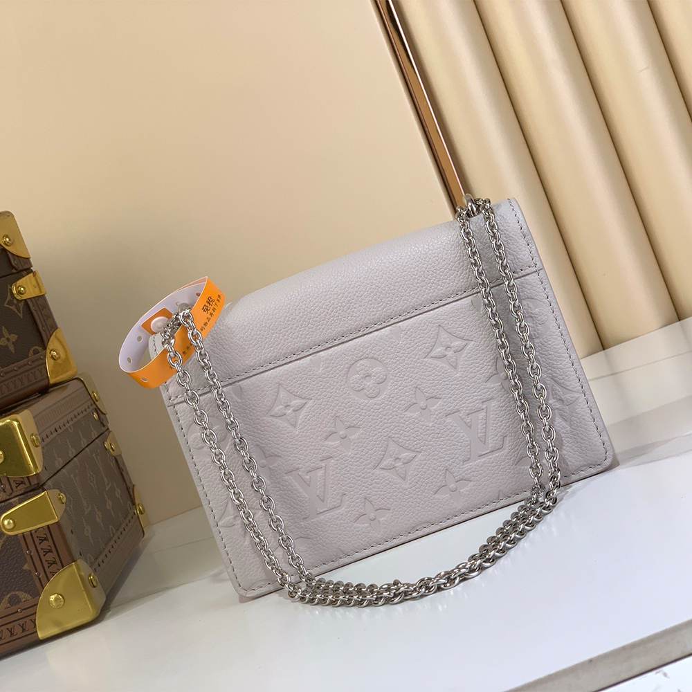 LV Wallet On Chain Rosy(HIGH-END GRADE)