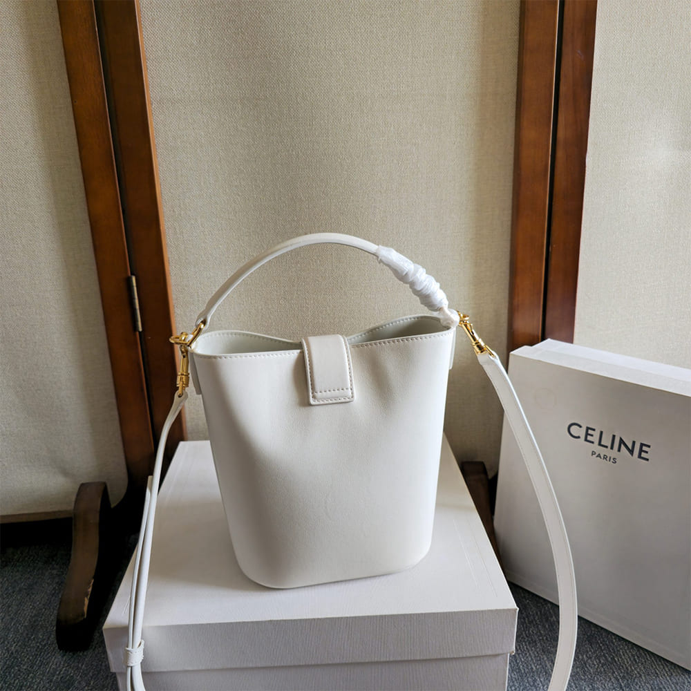 Ce1i*e SMALL BUCKET L0visE IN SMOOTH CALFSKIN(HIGH-END GRADE)