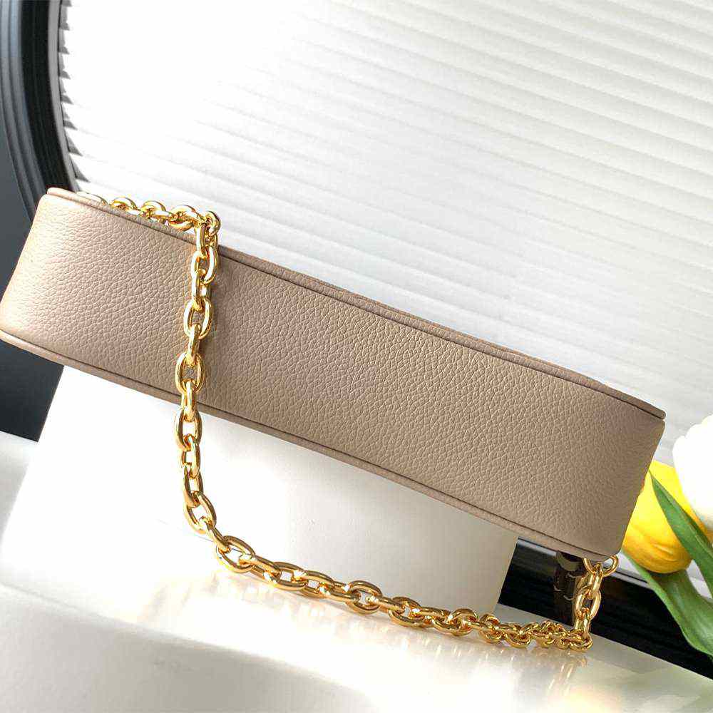 LV Wallet On Chain Ivy