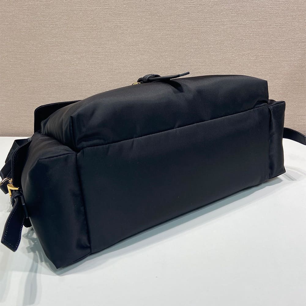 Pra*a Explore large Re-Nylon shoulder bag with flap(HIGH-END GRADE)
