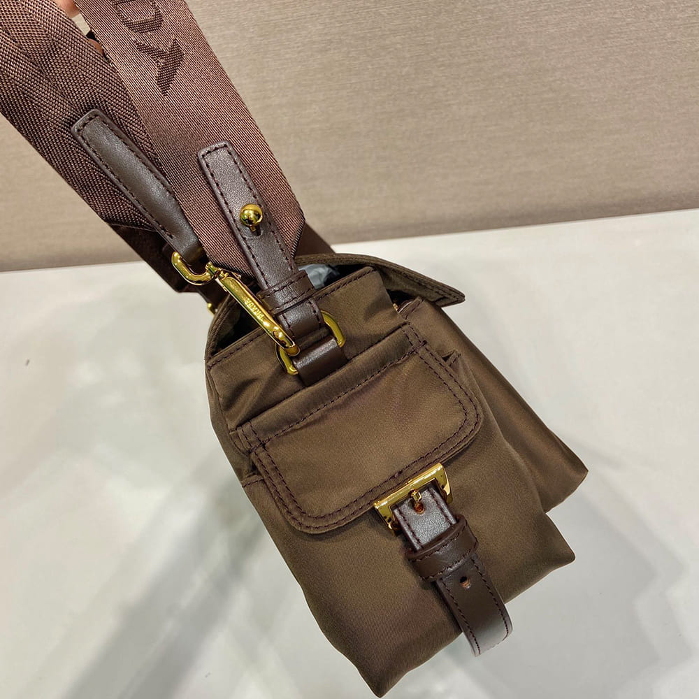 Pra*a Explore medium Re-Nylon shoulder bag with flap(HIGH-END GRADE)